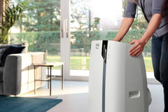 De'Longhi Pinguino PAC EX105 Climatiseur Mobile 10 000 BTU (2,5 kW) - Appareil 3-en-1 avec Climatisation, Déshumidificateur et Ventilation, EcoRealFeel, Silent Technology, Classe Énergétique A+++ - Blanc